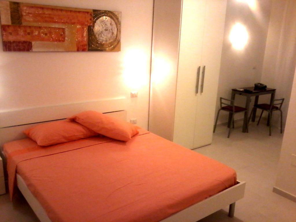Ipanema Suite Margherita Di Savoia Quarto foto