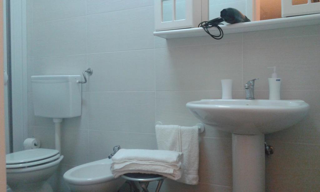 Ipanema Suite Margherita Di Savoia Quarto foto